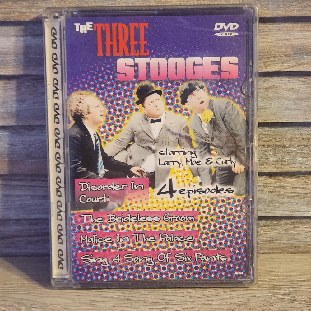 🖤 Three Stooges - 4 Episodes DVD Crack In Case Dvd Is Fine